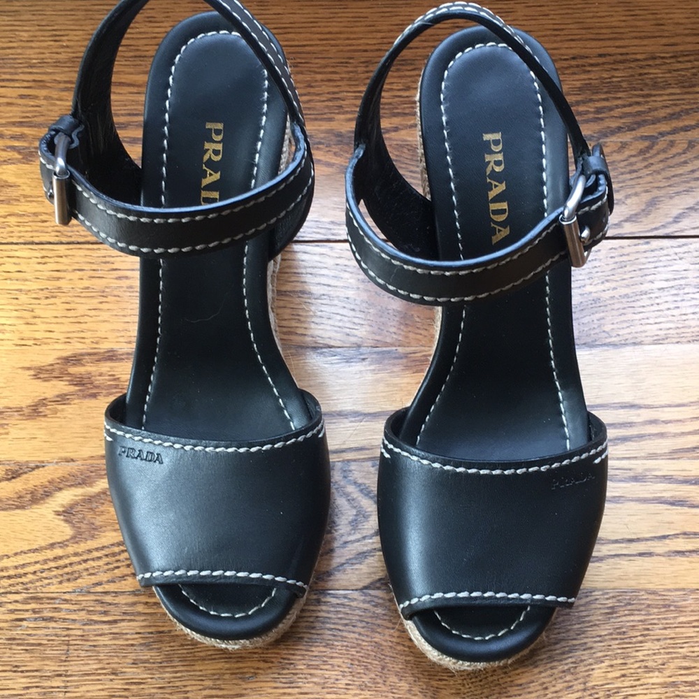 Wedge sandals